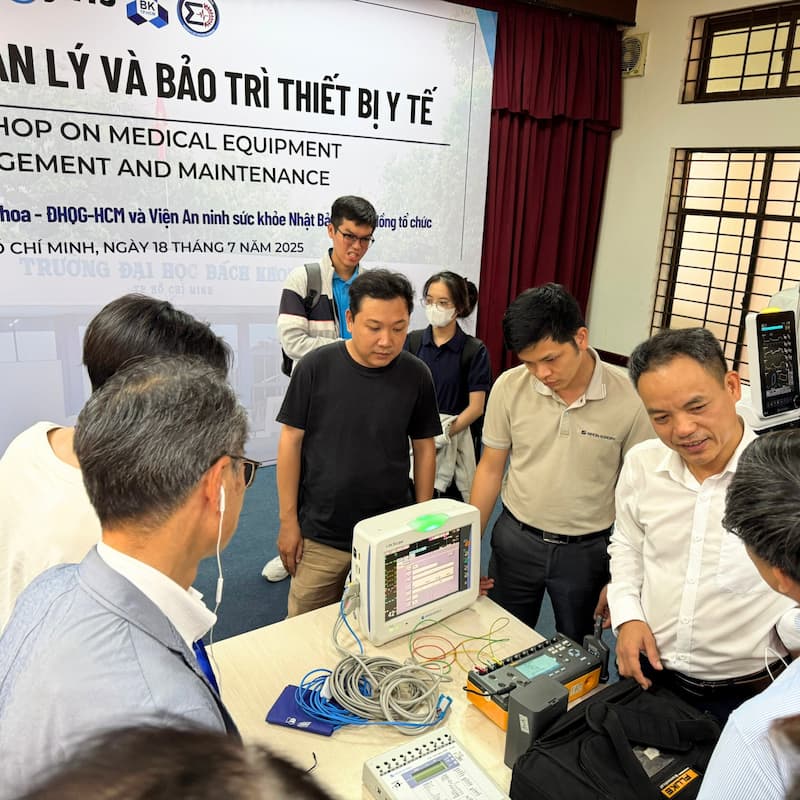 Kỹ sư Nipon Việt Nam hướng dẫn thực hành bảo trì chuyên sâu cho các thiết bị